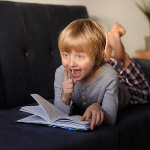 3 simple ways reading can boost your child's mental health